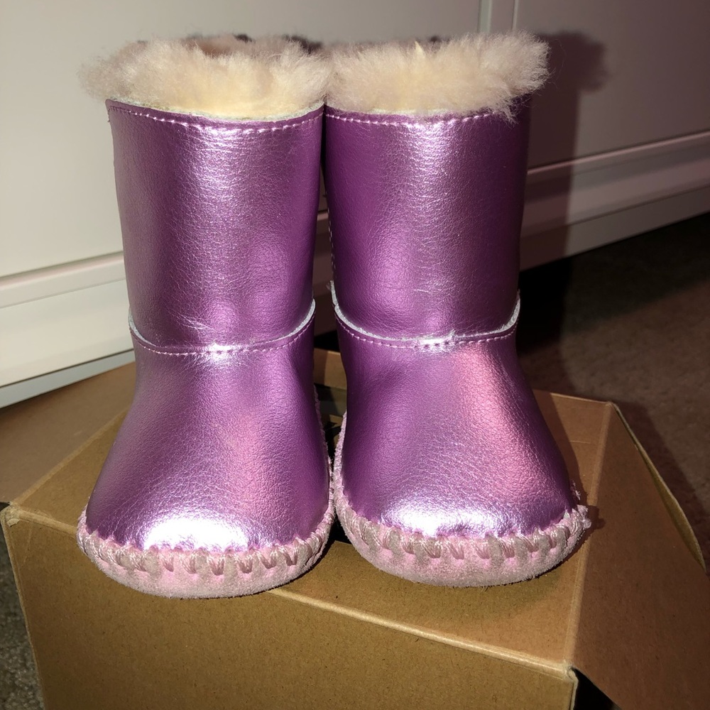 Metallic pink uggs